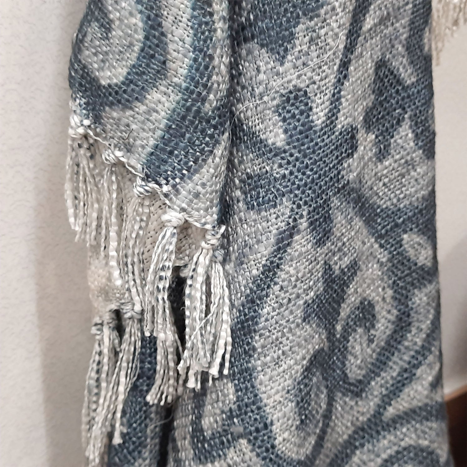 Storilane Beautiful Soft Sofa Throw | Grey & White Double Side Design | Virgin Premium Polyester Slub Handloom Sofa Throw
