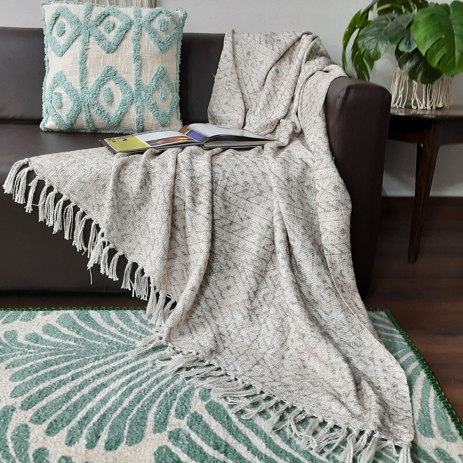 Storilane Beautiful Soft Sofa Throw | Light Coral & Yellow Double Side Design | Virgin Premium Polyester Slub Handloom Sofa Throw