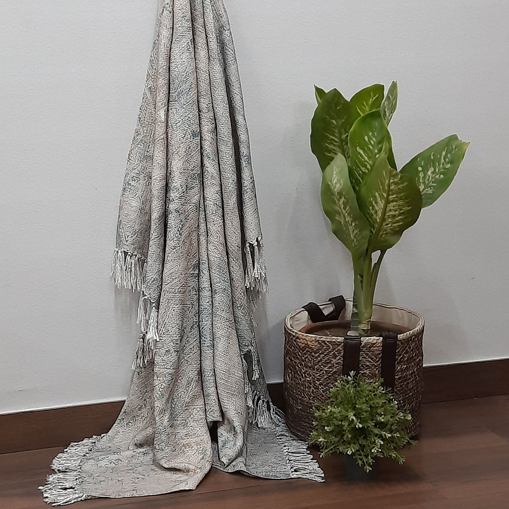 Storilane Beautiful Soft Sofa Throw | Modern Design | Virgin Premium Polyester Slub Handloom Sofa Throw