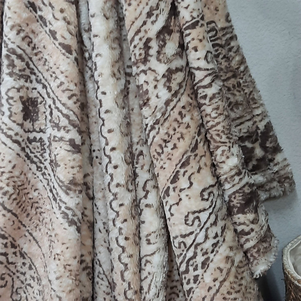 Storilane Everlasting Comfort Faux Fur Throw Blanket | Double Sided, Soft, Warm, Cozy, Luxury, Fluffy Blankets for Couch and Bed | Ethnic Print for Sofa Large (180x145cm)