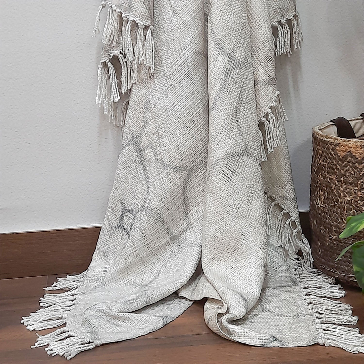 Storilane Beautiful Soft Sofa Throw | A must add to your living room | Modern Design Virgin Premium Polyester Slub Handloom Sofa Throw