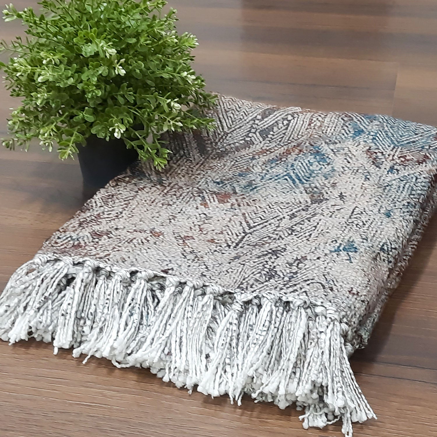 Storilane Beautiful Soft Sofa Throw | Abstract Modern Design | Virgin Premium Polyester Slub Handloom Sofa Throw