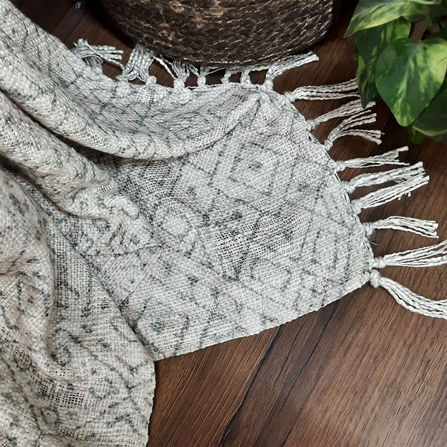 Storilane Beautiful Soft Sofa Throw | Abstract Modern Design | Virgin Premium Polyester Slub Handloom Sofa Throw