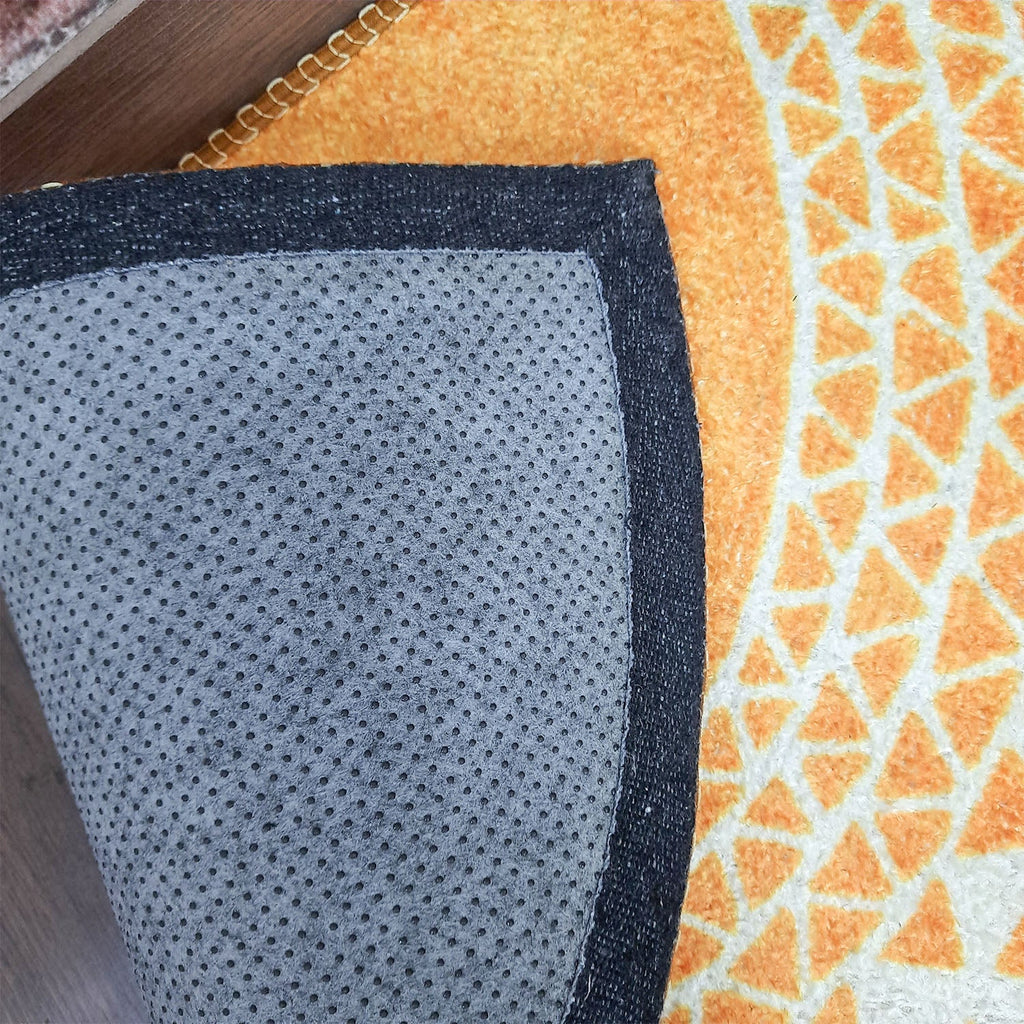 Artistic geometric semi-round rug welcoming guests in style.
