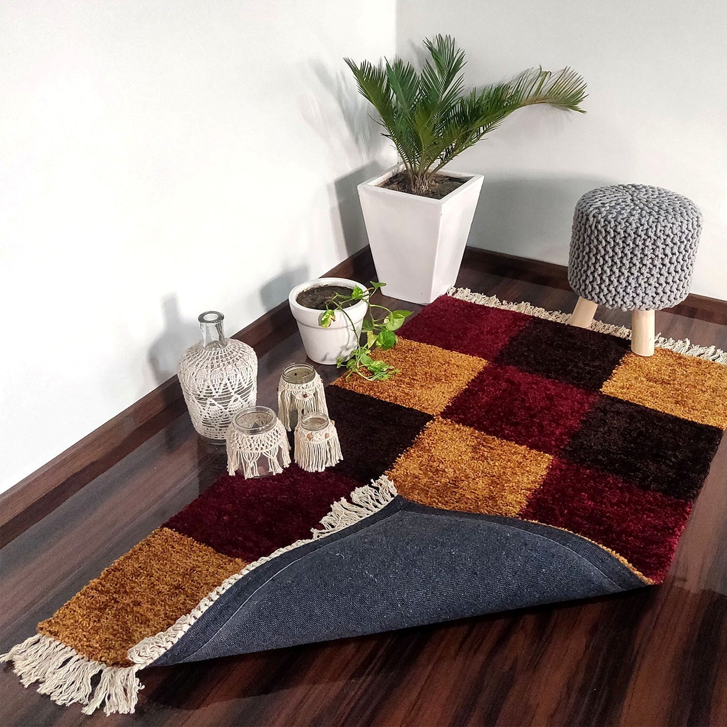 Avioni Carpets for Living Room/Pooja Room – Neo Modern Collection Red-Coffee Box Carpet/Rug – 90cm x 150cm (~3×5 Feet)