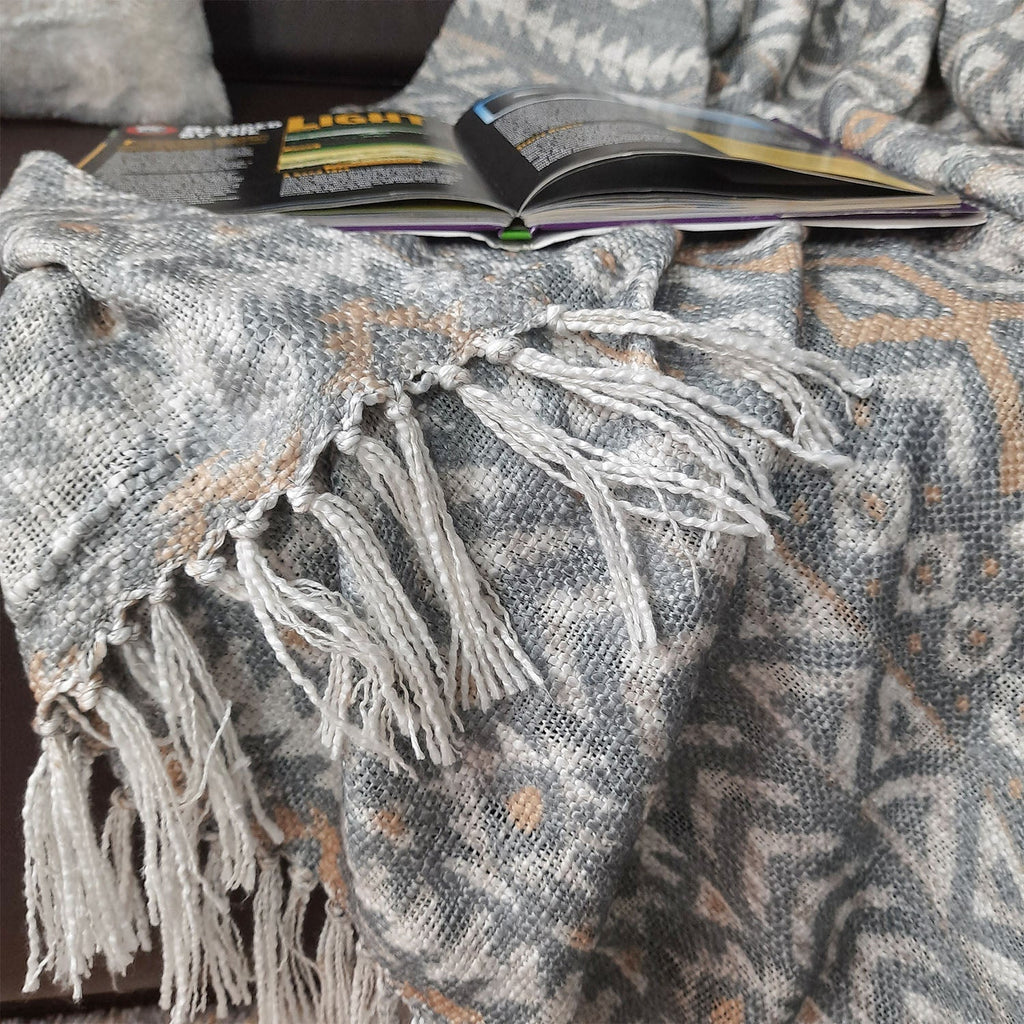 Avioni Beautiful Soft Sofa Throw | Boho Inspired Design Virgin Premium Polyester Slub Handloom Sofa Throw